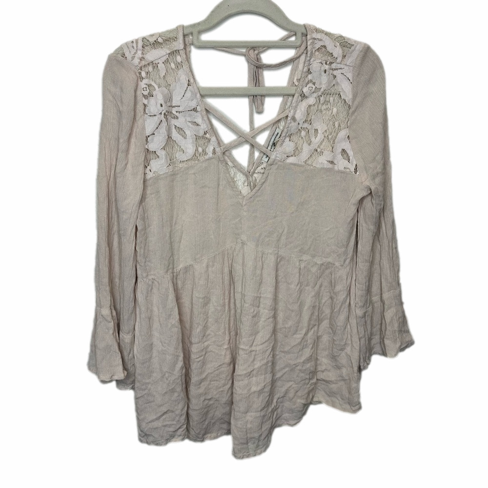 American Eagle Cream Lace Shirt Size Small